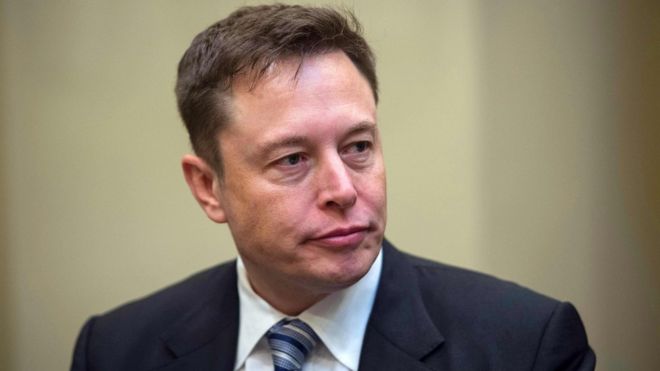 Tesla seguirá cotizando en bolsa