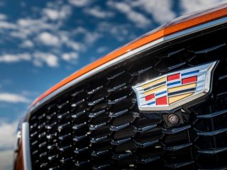2019-Cadillac-XT4-120-1024×682