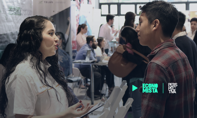 Transformando vidas a través de 1200 becas para trabajar en la industria de Contact Center & BPO