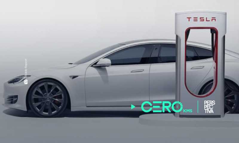 Tesla presenta su auto más barato y se cargará en 15 minutos