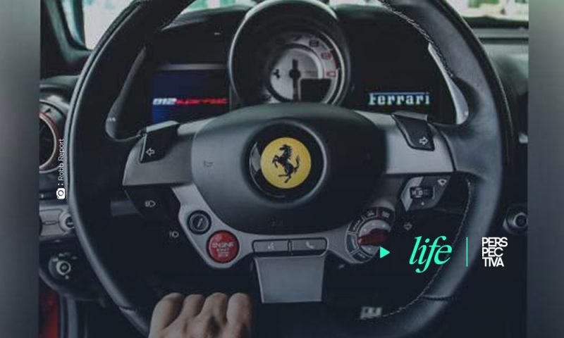 Ferrari y Armani va a comenzar a hacer ropa juntos