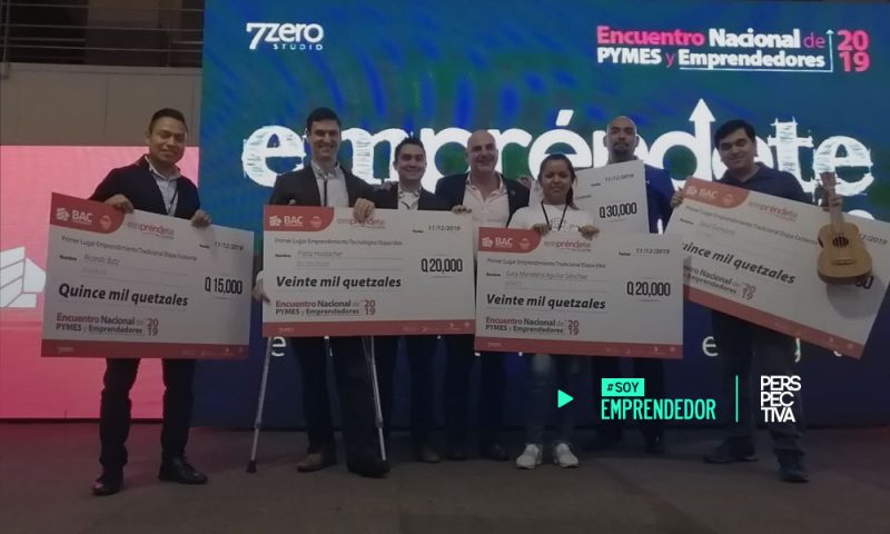 Emprendedores guatemaltecos son premiados tras culminar capacitación intensiva de Empréndete Guate