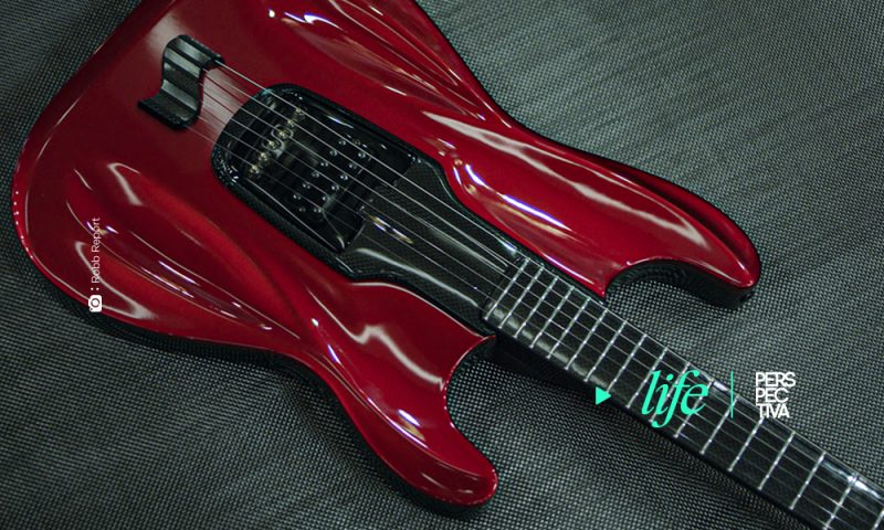 Esta guitarra de Fender es un electrizante homenaje a la velocidad