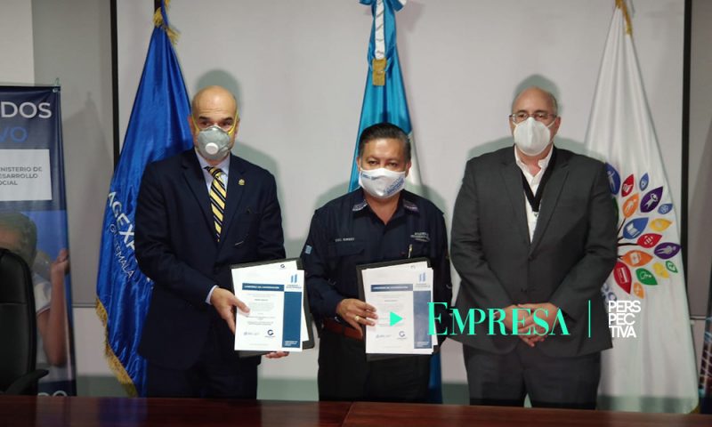 Covid-19: Sector de Contact Center & BPO de Agexport entrega donación al MIDES