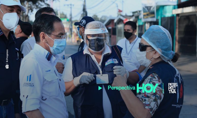 Inician hisopados a comerciantes en Mixco