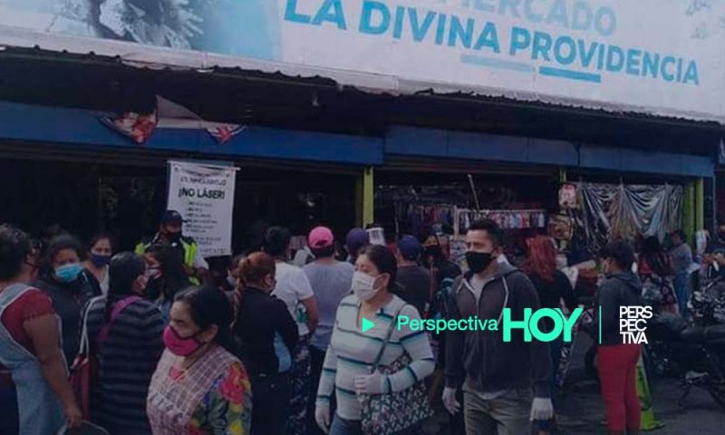 Este sábado se registran aglomeraciones en mercados y supermercados