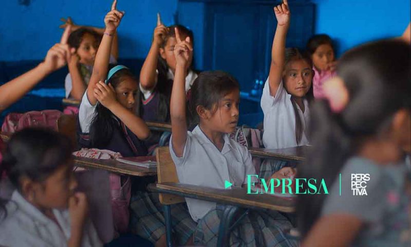 Liderazgo docente y rol del educador, actores clave en la Cumbre de Educación 2020