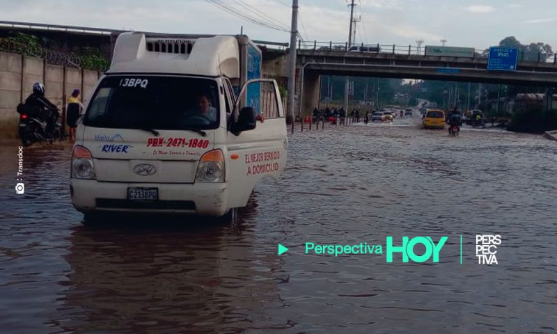 Inundaciones y derrumbes por fuerte lluvia del domingo