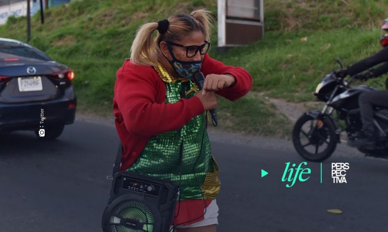 Doble de la Chilindrina alegra las calles de Guatemala