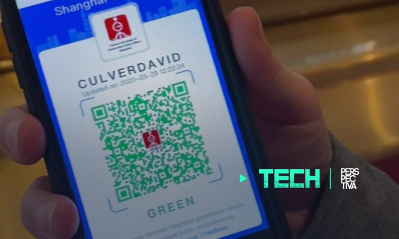 China utiliza  código QR en aeropuertos para rastrear a personas con COVID-19