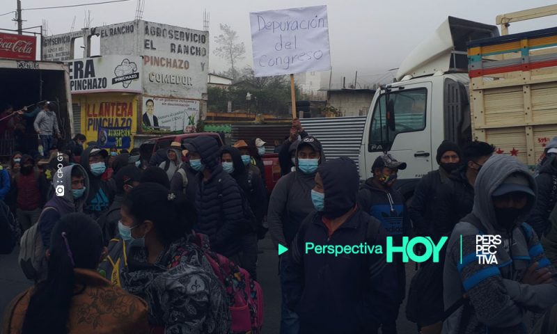 Ruta Interamericana bloqueada en cuatro puntos