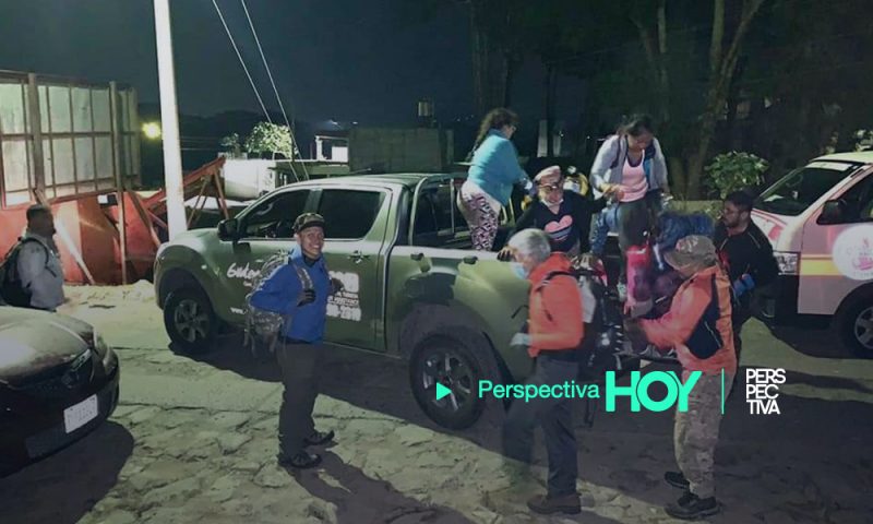 Rescatan a 20 turistas extraviadas en el cerro La Muela, Quetzaltenango