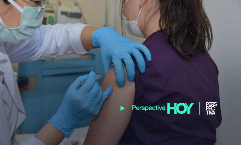 Médicos en EE.UU. no quieren ser los primeros en vacunarse contra COVID-19