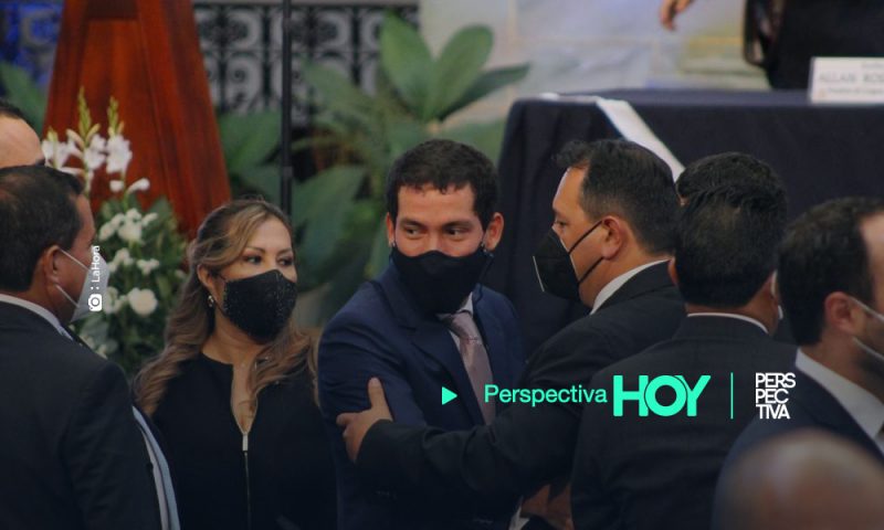 Miguel Martínez fue invitado especial en la entrega del informe de Gobierno