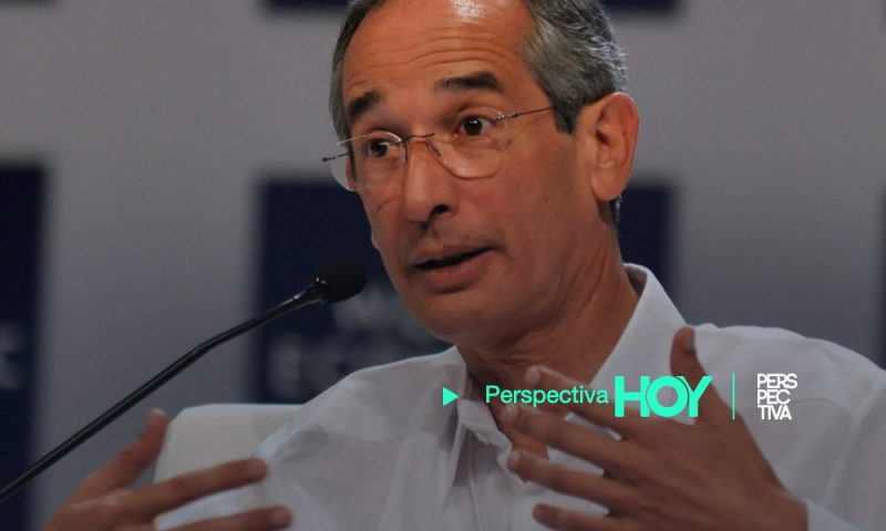 Álvaro Colom está hospitalizado