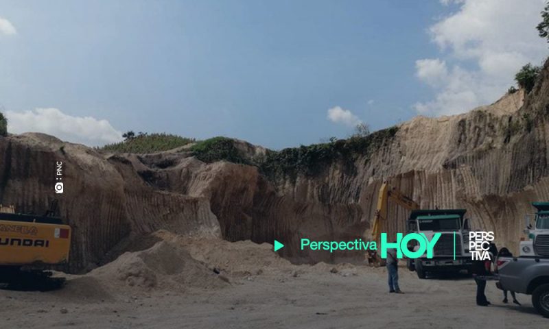 PNC capturó a tres hombres por extraer arena blanca sin autorización