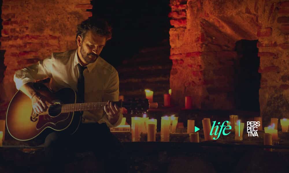 Hecho a la Antigua de Ricardo Arjona