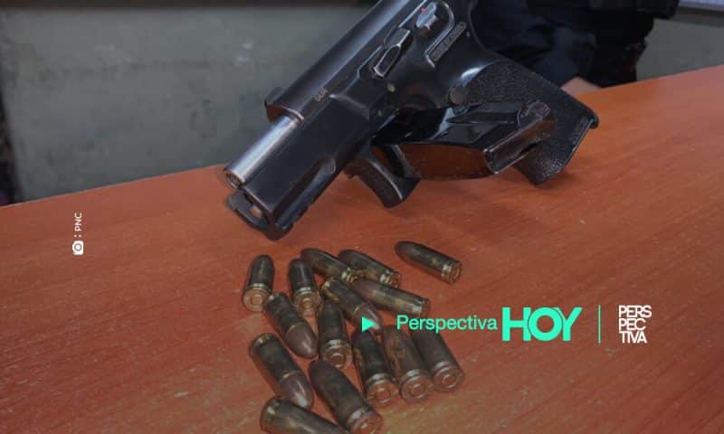 Polícia vendía armas a mareros