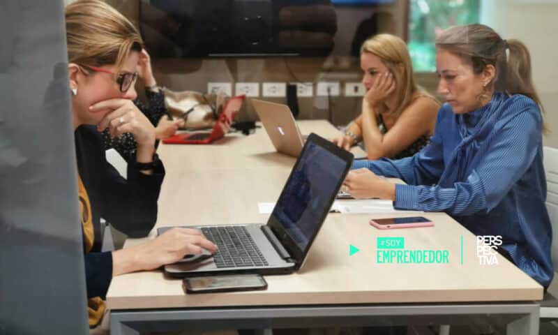 capacitación, tutoría, acceso a fondos semilla