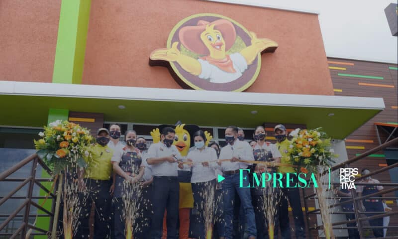 Pollo Campero continúa la celebración “Sin Cuenta” con la apertura de su restaurante insignia Xela-Marimba