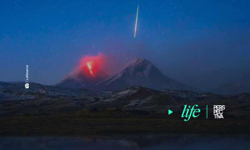 meteorito cayó sobre un volcán y explotó en Indonesia