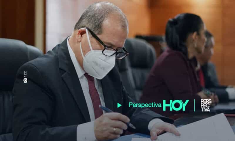 Néster Vásquez y Claudia Paniagua toman posesión como magistrados de la CC