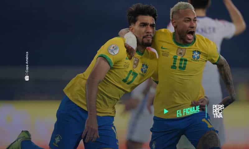 Lucas Paquetá (derecha), de Brasil, festeja luego de abrir el marcador ante Chile. Foto La Hora/Silvia Izquierdo/AP Lucas Paquetá demoró sólo un minuto en dar la ventaja a Brasil. Gabriel Jesús tardó otros dos en complicar un trámite que los anfitriones de la Copa América lograron resolver con angustia. Paquetá ingresó en el descanso y concretó de inmediato una jugada de fantasía para dar el viernes a