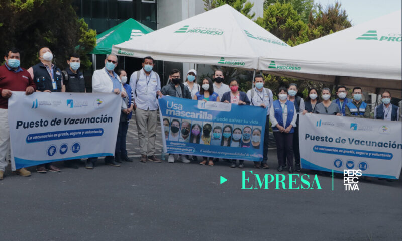 Cámara Guatemalteca de la Construcción abre centro de vacunación vehicular contra COVID-19