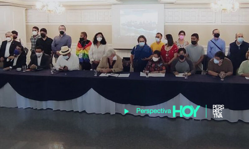 Diputados de oposición exigen renuncia de Porras y Giammattei