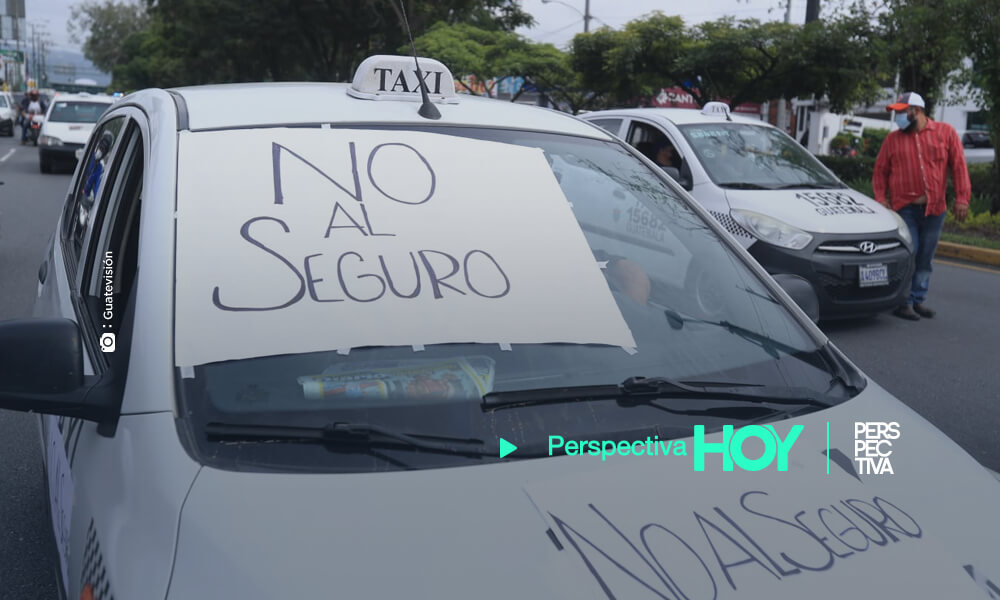 taxistas, mototaxis, buses