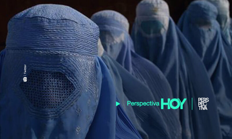 Los talibán oficializan la segregación por sexos en universidades para cumplir "los principios del islam"