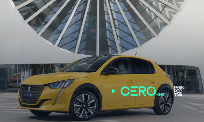 Peugeot lanza en el mercado brasileño el e-208 GT, su berlina eléctrica