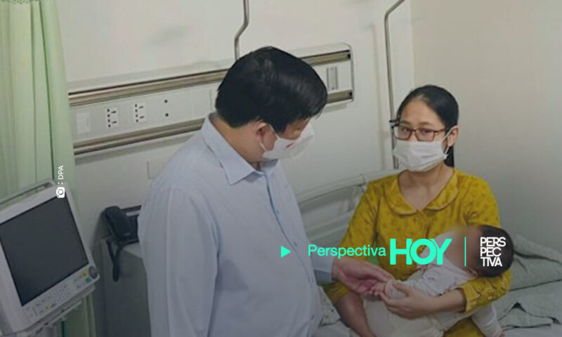 Vacunan contra coronavirus a bebés en Vietnam