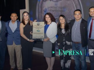 Intecap premia a Amanco Wavin por su productividad -compressed