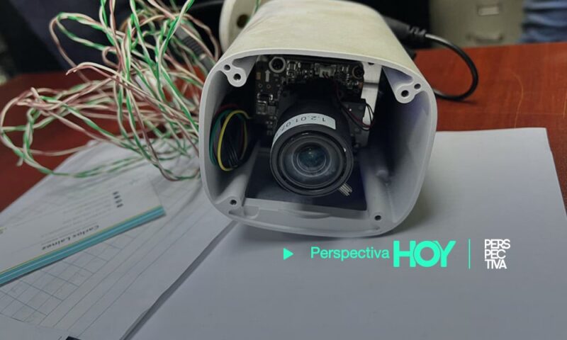 Gimnasio aclara controversia tras encontrar una cámara en el baño de mujeres