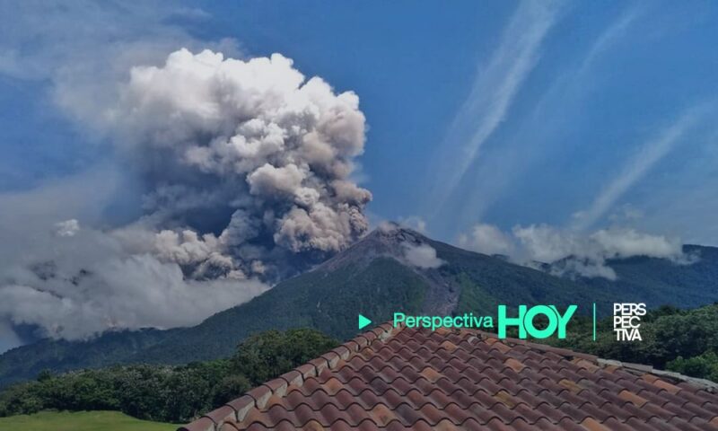 CONRED alerta por actividad en el volcán de Fuego
