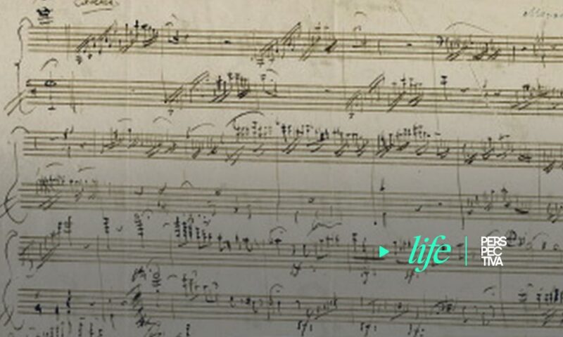 Manuscrito de Mozart y libro de Enola Gay son subastados