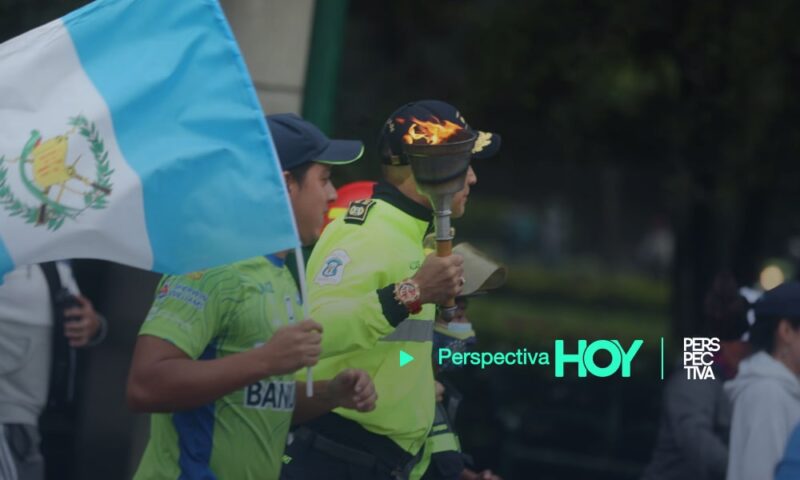 Guatemaltecos celebran en el Obelisco