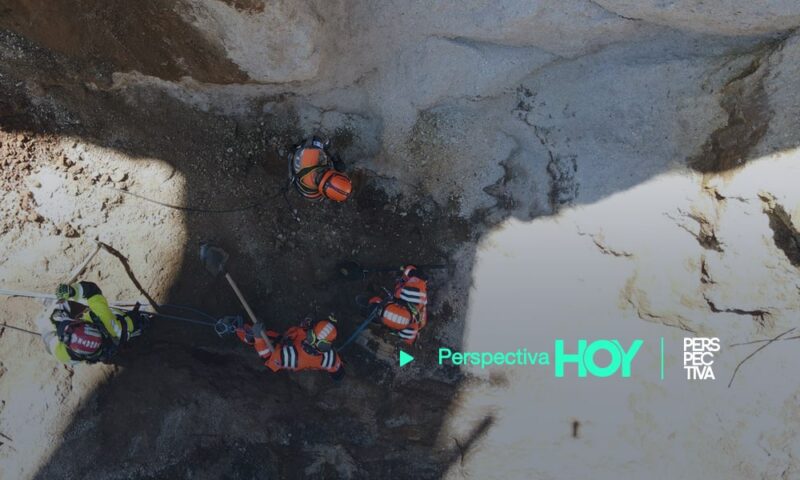 Hundimiento en Villa Nueva: localizan parte del vehículo donde viajaban madre e hija desaparecidas