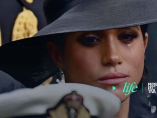 imagenes polemicas de funeral de la reina-min
