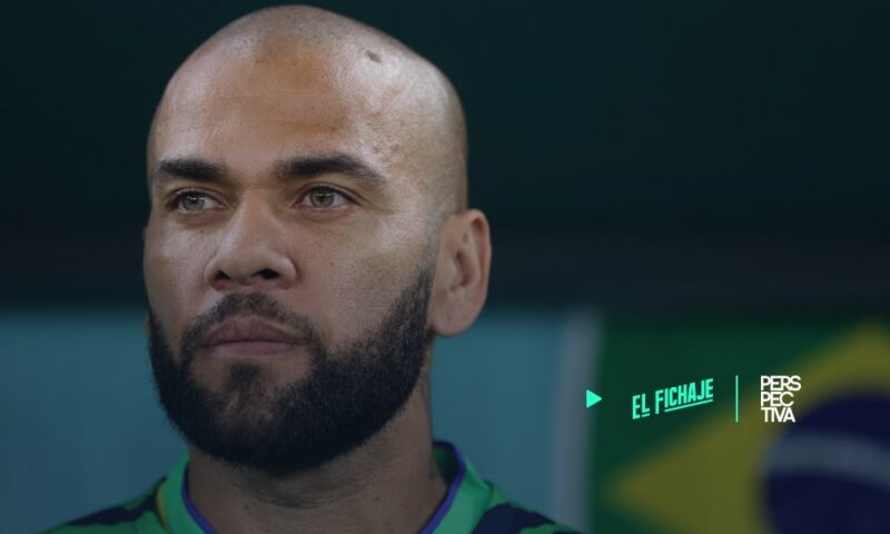 Detienen a Dani Alves