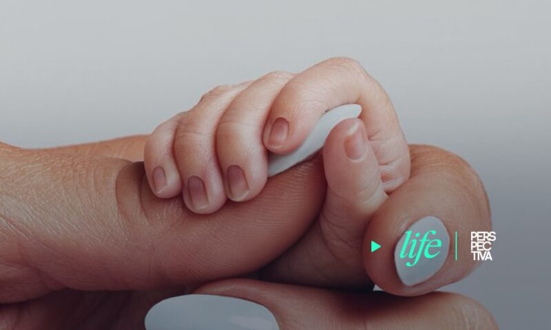 “Eres amado más allá de las palabras”: Paris Hilton recibió a su primer hijo