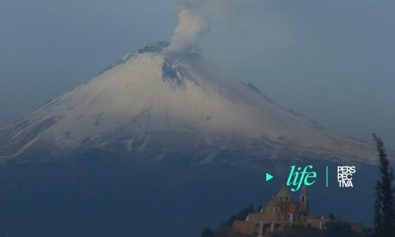 Popcatépetl despierta con explosiones