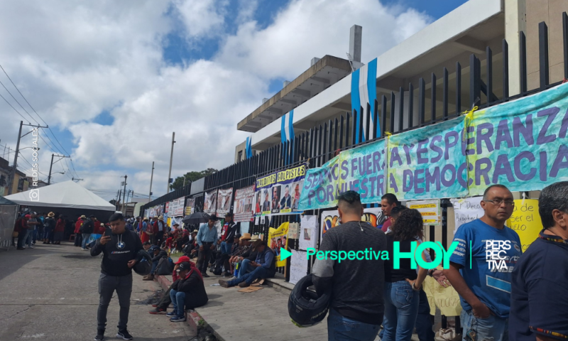 CC pone plazo de 6 horas a autoridades para liberar bloqueo en la sede del Ministerio Público