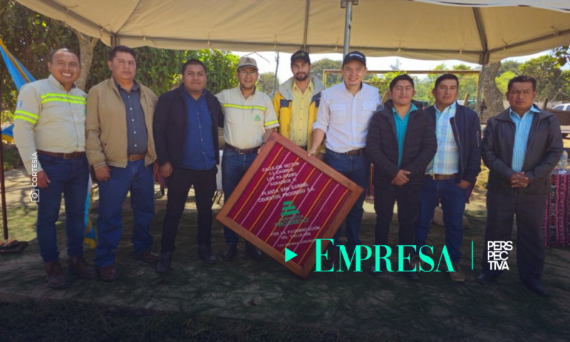 Cementos Progreso y la comunidad de Caserío los Pajoques colaboran para mejorar la movilidad