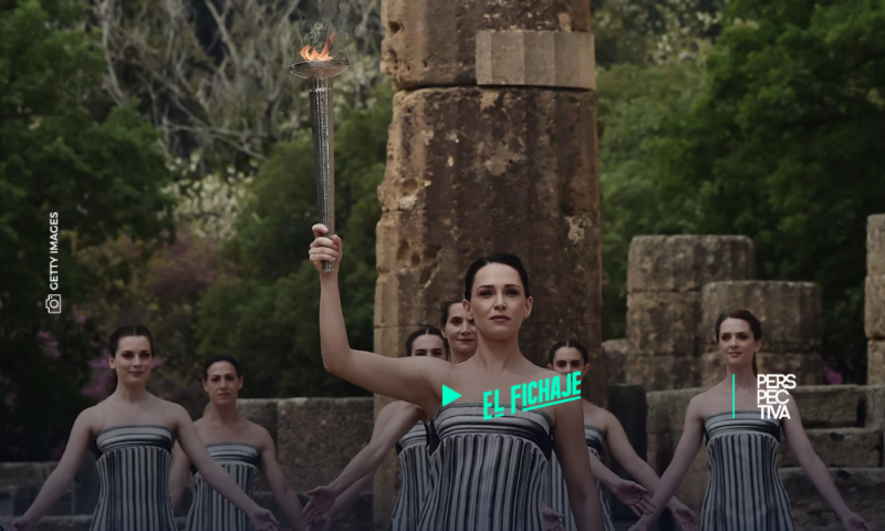 Así fue el encendido de la llama olímpica que ahora va rumbo a París 2024