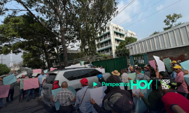 Pobladores piden agilizar permisos a mineras para reactivar economía en El Estor