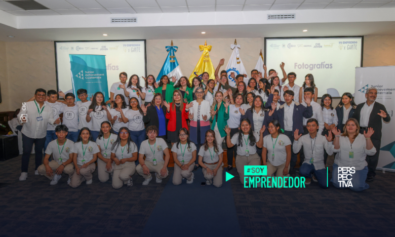 Jóvenes emprendedores guatemaltecos brillan en la gran final de «Yo Emprendo x Guate»