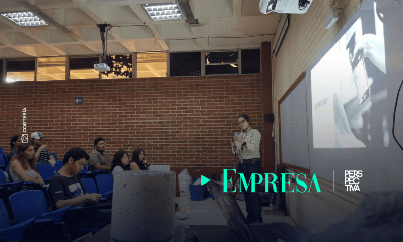 Estudiantes Exploran Arte con Cemento en Talleres de Progreso