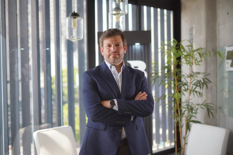 Liderazgo Con Propósito: Del Emprendimiento Social A La Mentoría Global